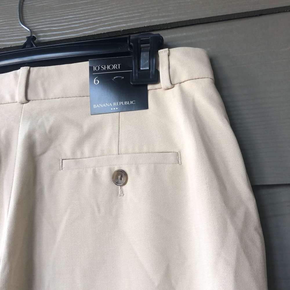 Banana republic Factory dressy 10” shorts cream Size 6 - Picture 4 of 5